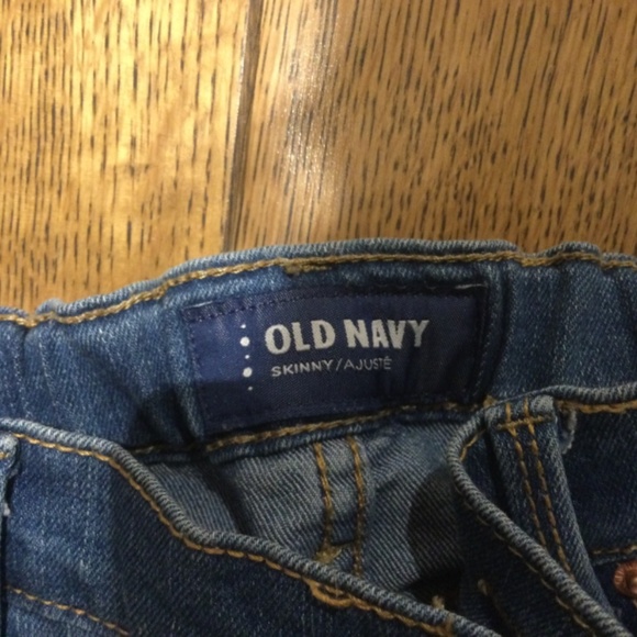 Old navy girls jeans - Picture 3 of 3